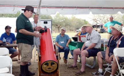 Me leading the collimation workshop at the OBS.