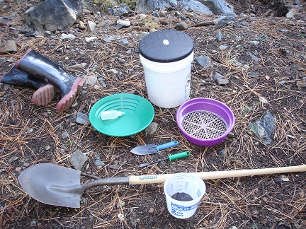 Gold Prospecting and Gold Panning How-To